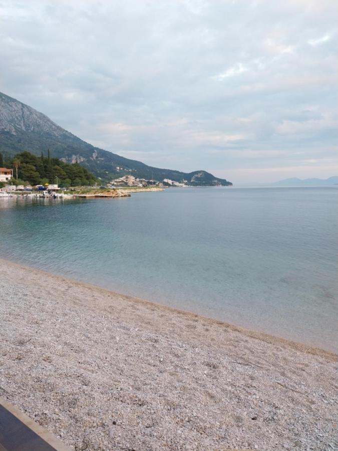 Sobe Kraft 2 Lägenhet Živogošće Exteriör bild